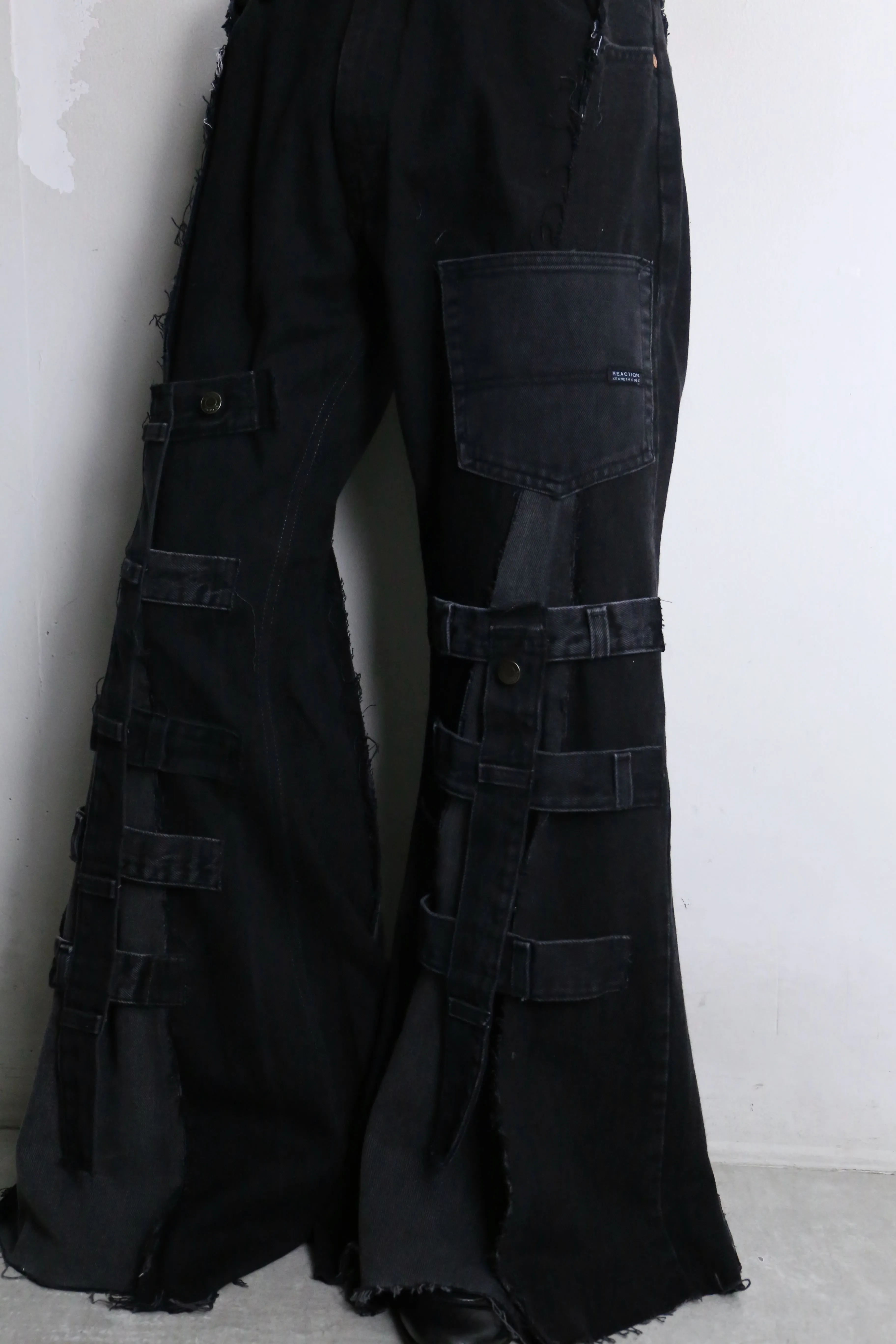 "Re:make"super flare black denim